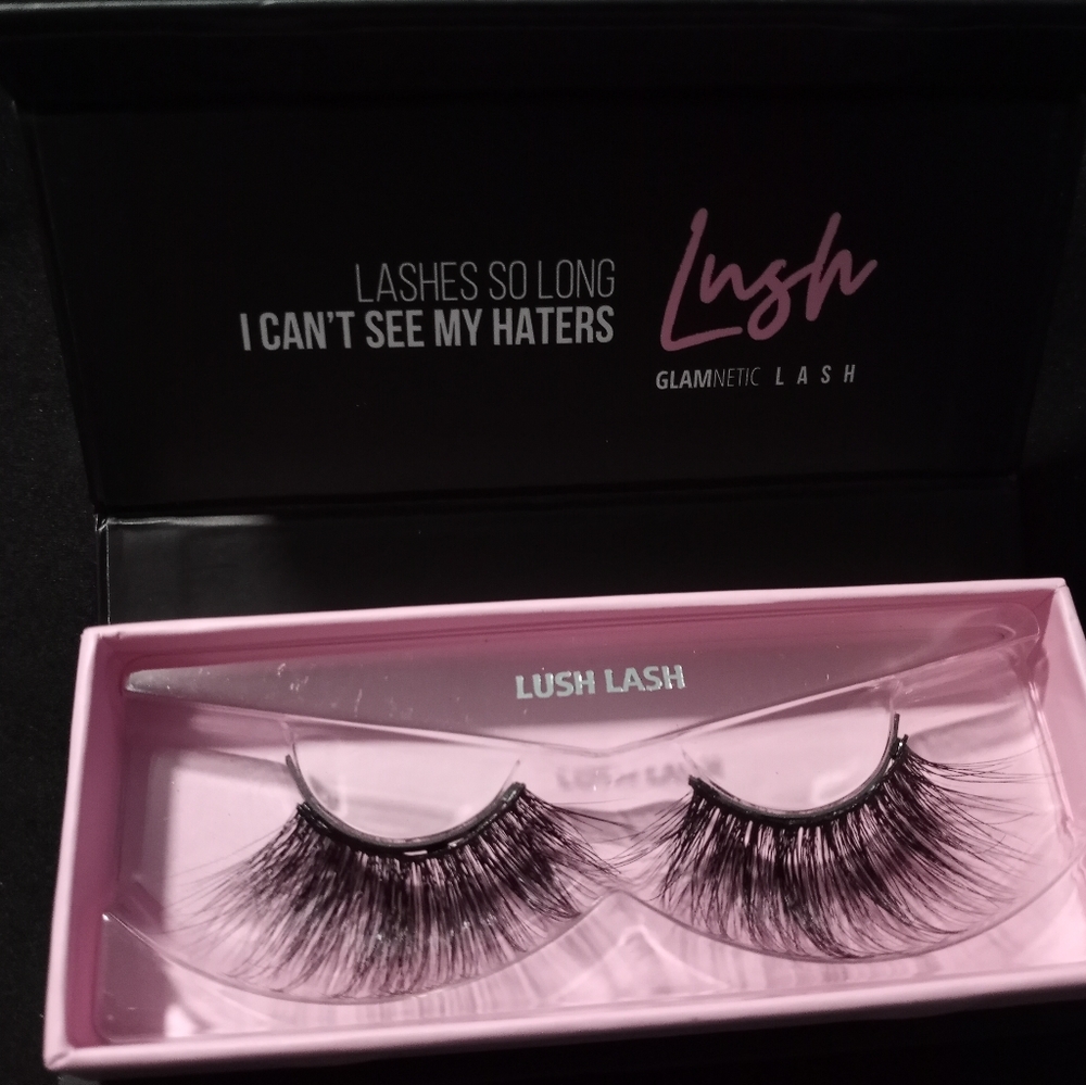GLAMNETIC MAGNETIC EYELASHES IN "LUST" - Picture 3 of 3